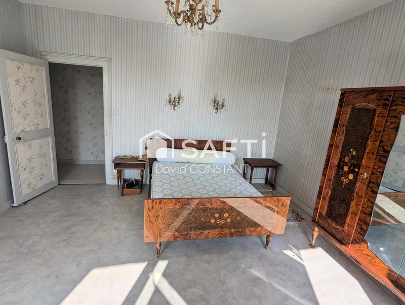 Maison - 211 m² - 6 pièces