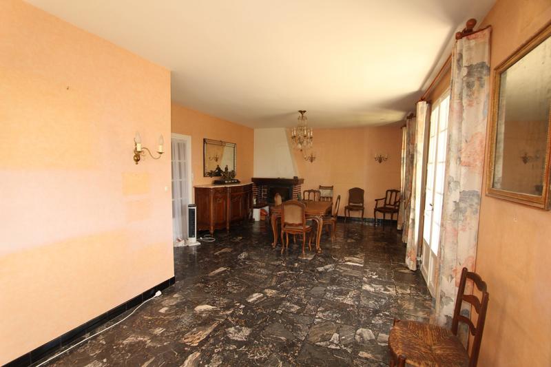 Maison - 195 m² - 8 pièces