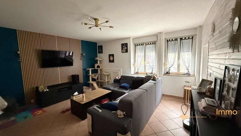 Maison - 104 m² - 4 pièces