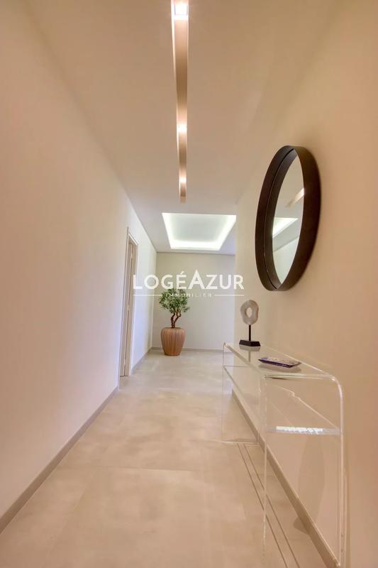 Appartement - 117 m² - 4 pièces