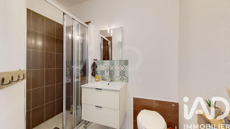 Maison - 206 m² - 8 pièces