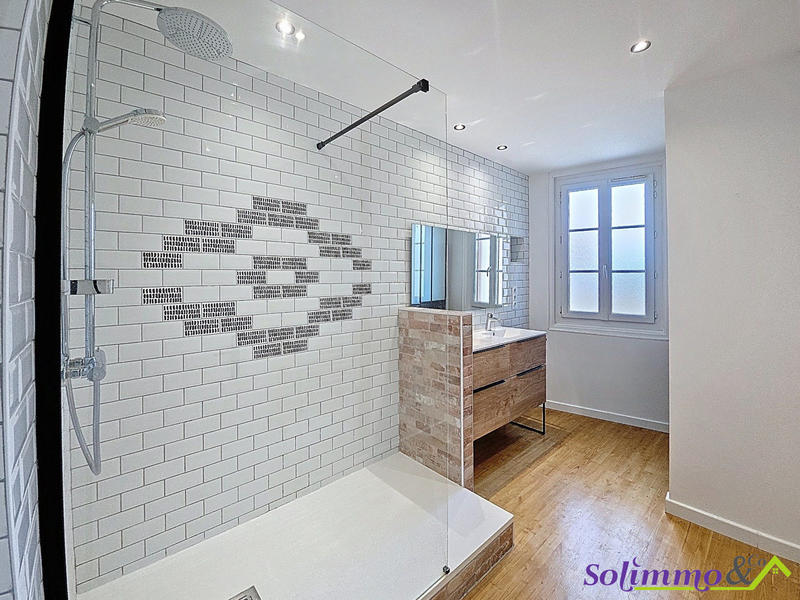 Maison - 103 m² - 4 pièces