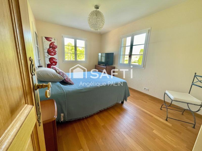 Maison - 159 m² - 6 pièces