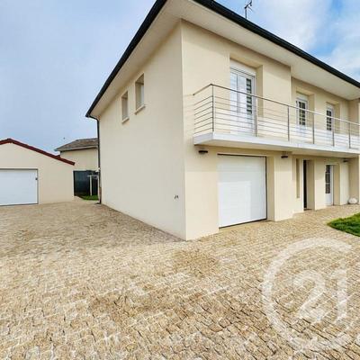 Maison - 110 m² - 6 pièces