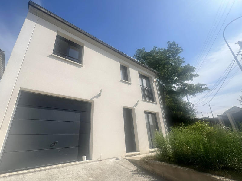 Maison - 88 m² - 5 pièces