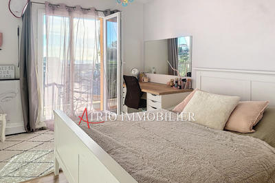 Maison - 102 m² - 4 pièces