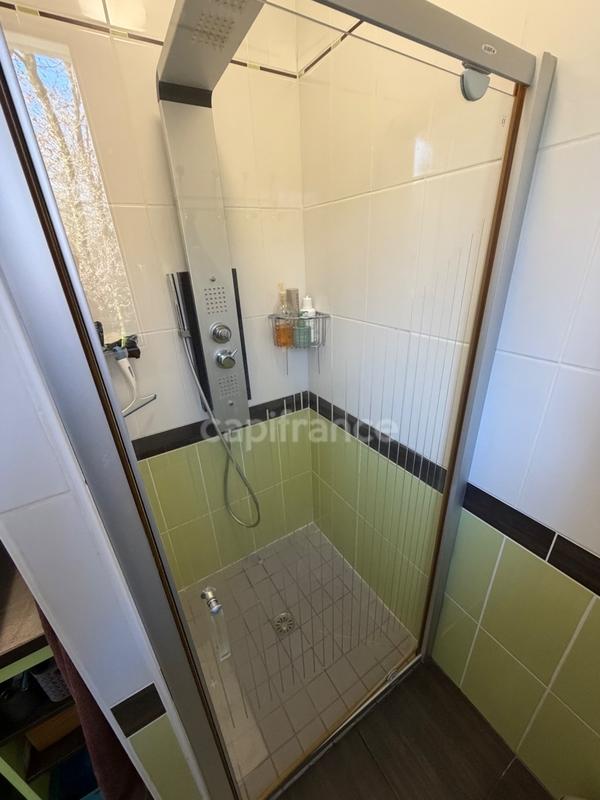 Maison - 176 m² - 7 pièces