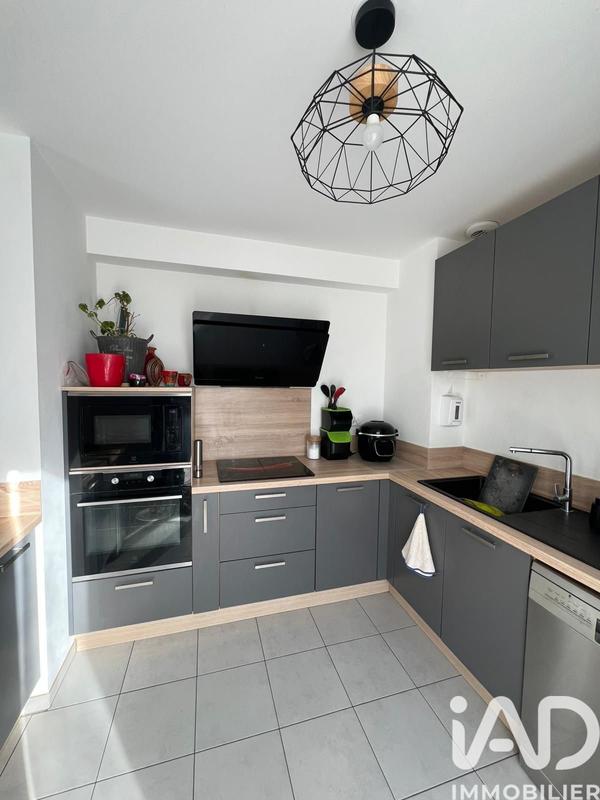 Maison - 102 m² - 5 pièces