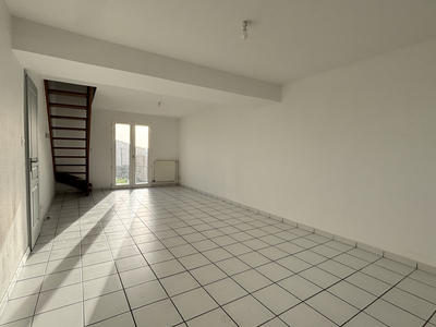 Maison - 83 m² - 4 pièces