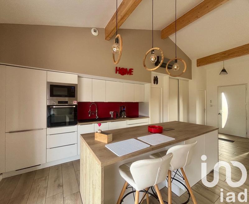 Maison - 110 m² - 4 pièces