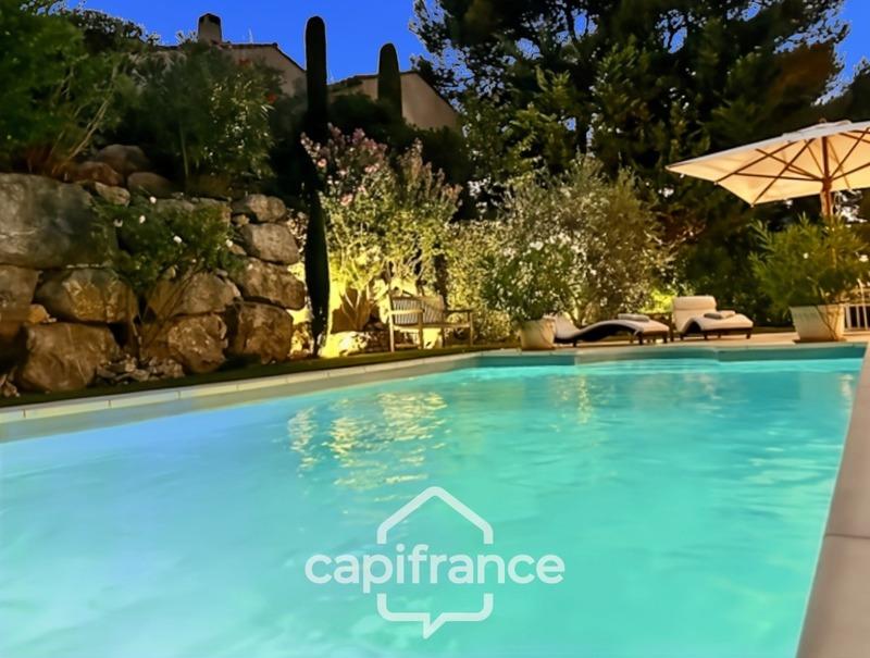 Mas - 141 m² - 6 pièces