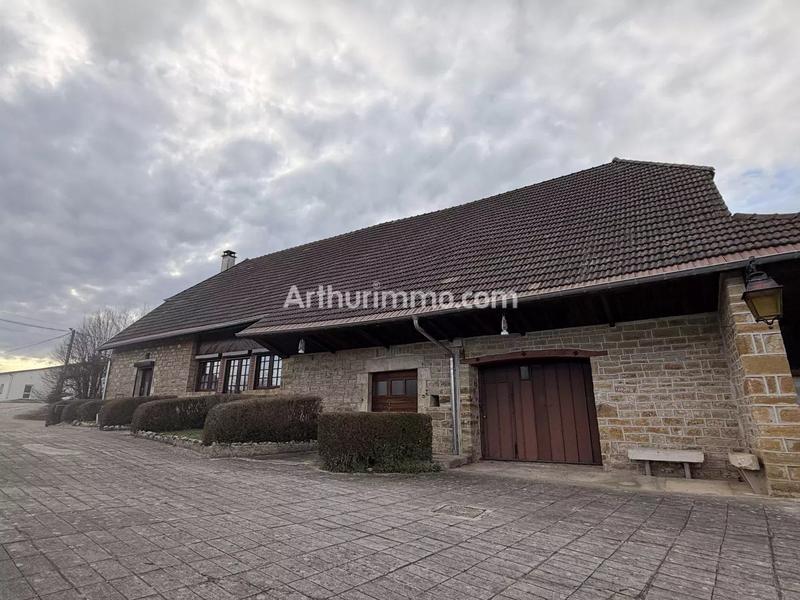 Maison - 90 m² - 6 pièces