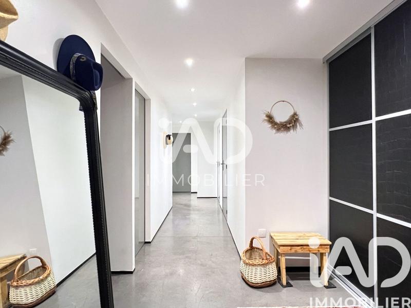 Loft - 248 m² - 8 pièces