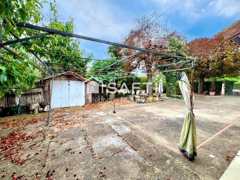 Maison - 128 m² - 8 pièces