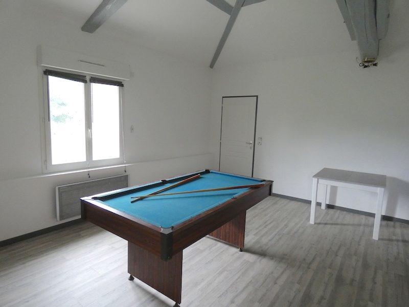 Maison - 261 m² - 7 pièces