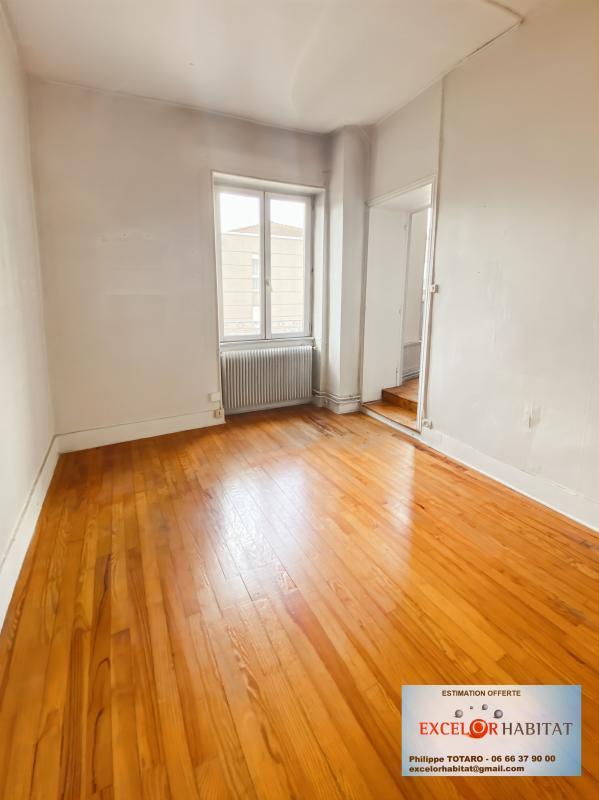 Appartement - 132 m² - 2 pièces