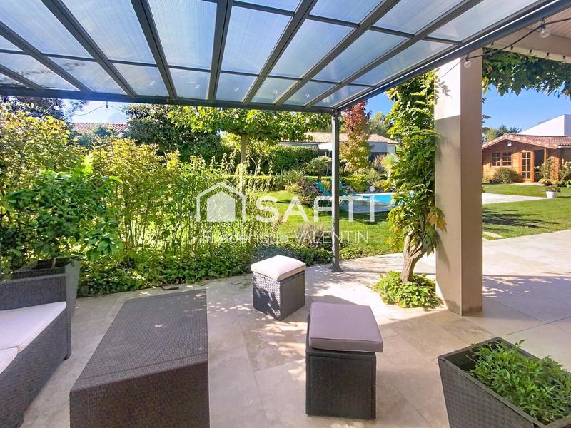 Maison - 160 m² - 5 pièces