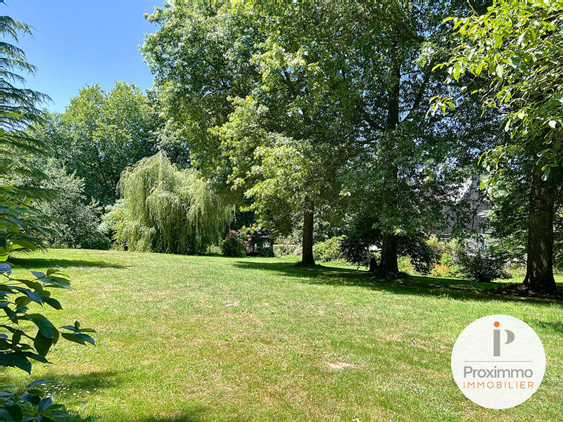 Maison - 269 m² - 10 pièces