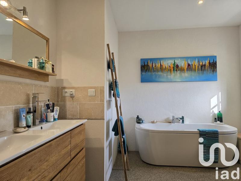 Maison - 658 m² - 20 pièces