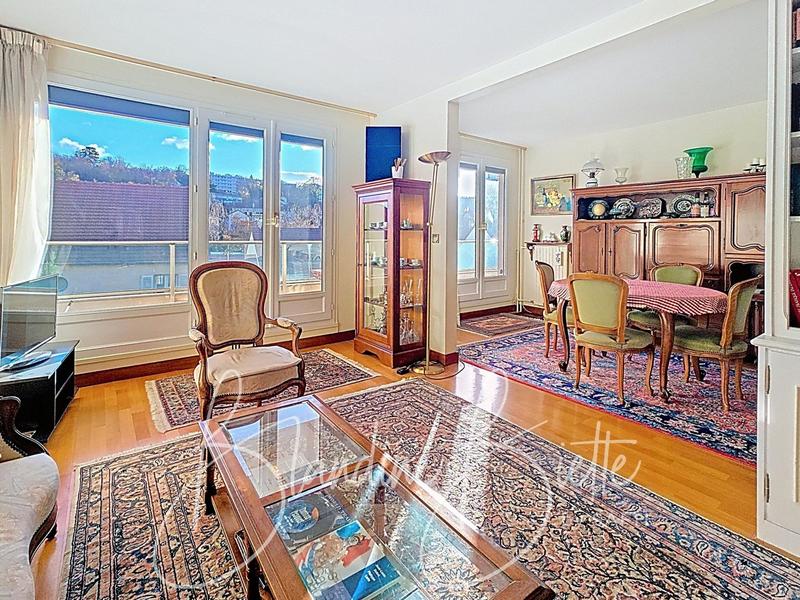 Appartement - 98 m² - 5 pièces