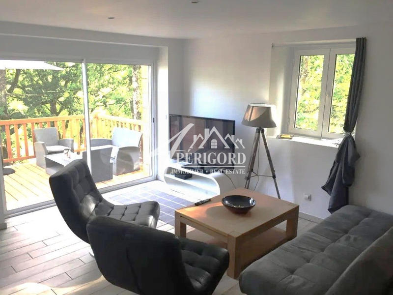 Maison - 555 m² - 16 pièces