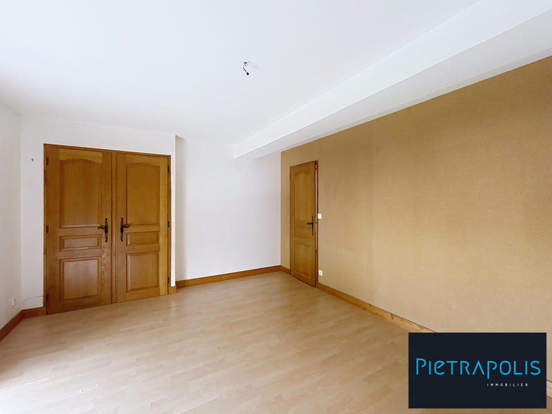 Maison ancienne - 248 m² - 7 pièces