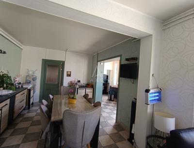 Maison - 142 m² - 7 pièces