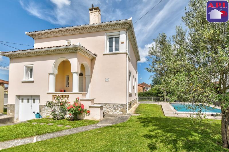 Maison - 115 m² - 5 pièces