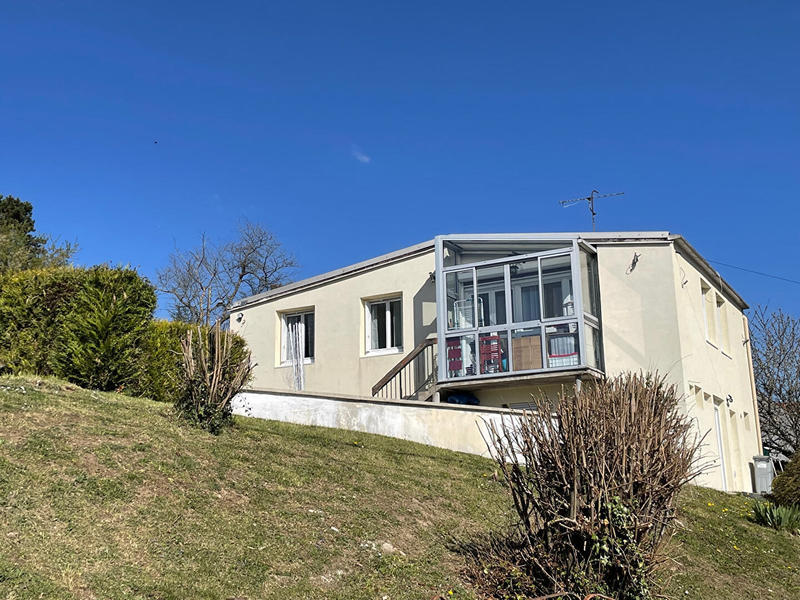 Maison - 141 m² - 6 pièces