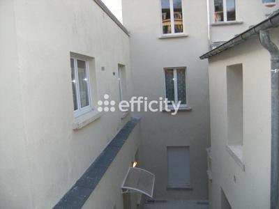 Immeuble - 250 m² - 16 pièces