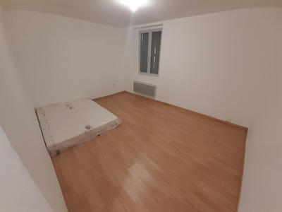 Maison - 98 m² - 8 pièces