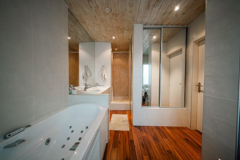 Maison - 148 m² - 6 pièces