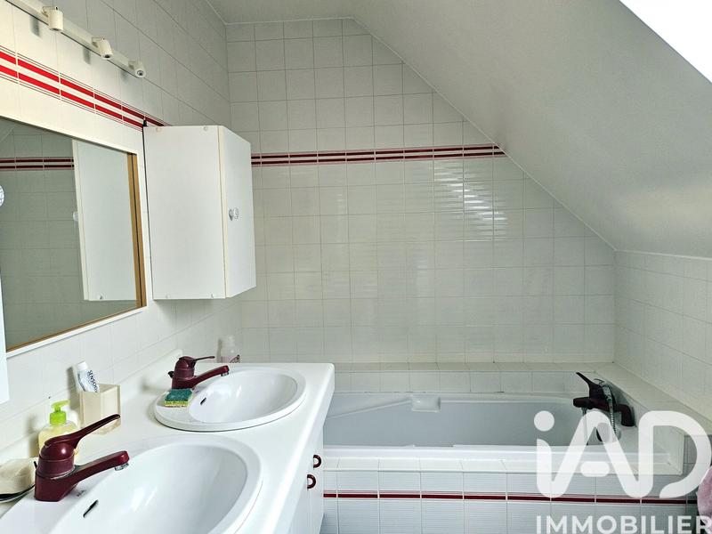 Maison - 140 m² - 7 pièces