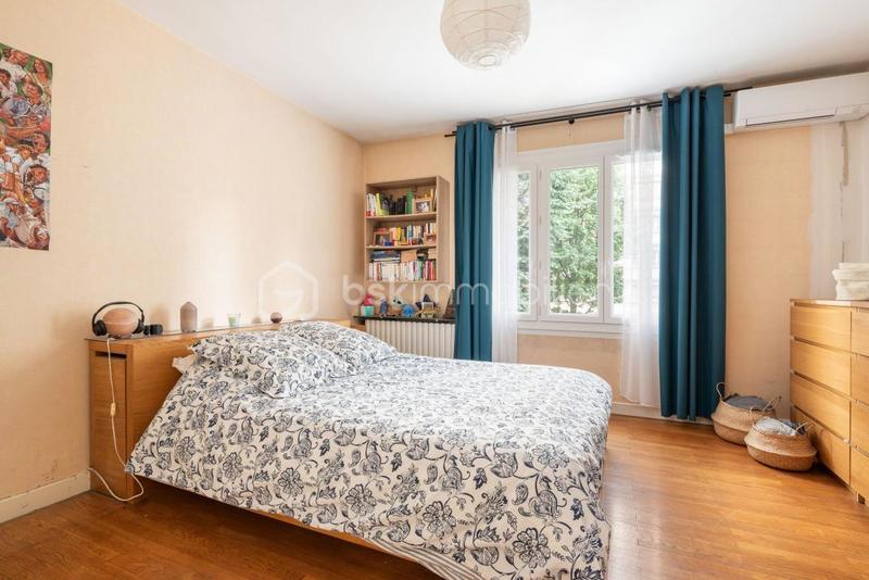 Appartement - 79 m² - 3 pièces