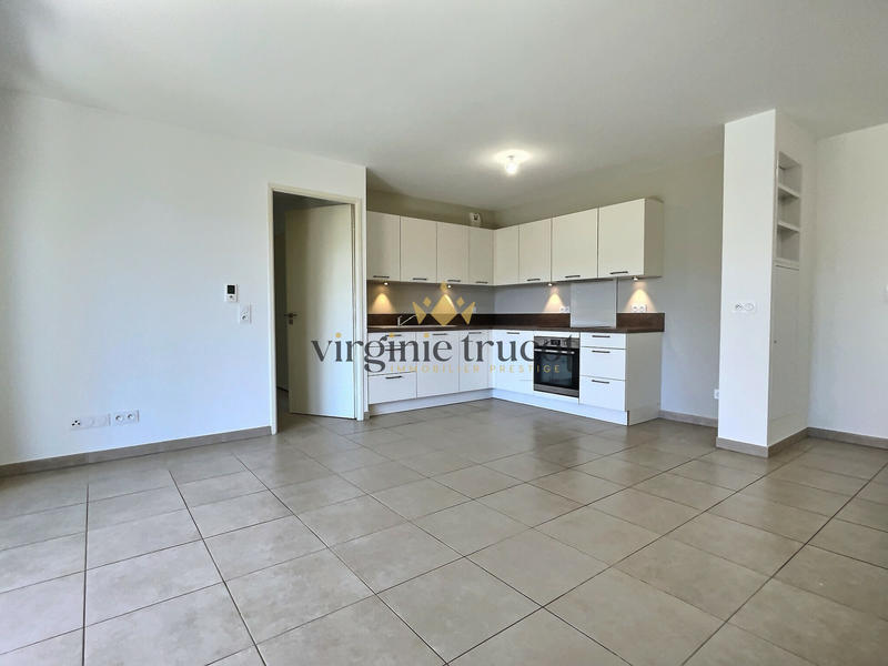 Appartement - 77 m² - 4 pièces