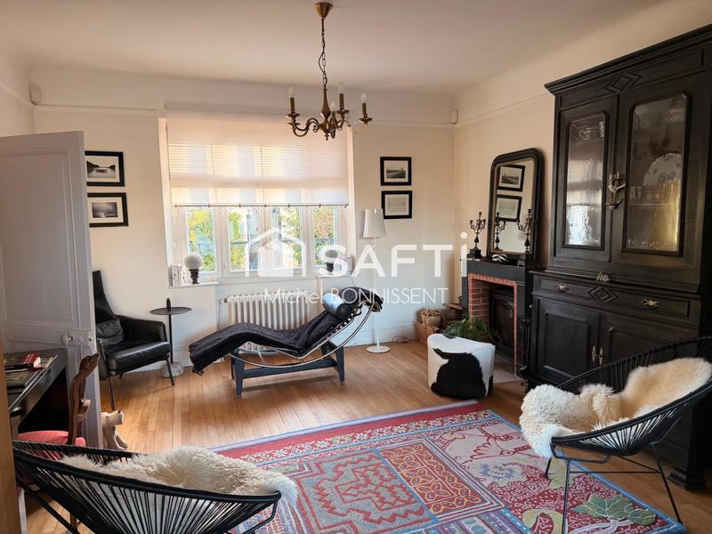 Maison - 185 m² - 5 pièces