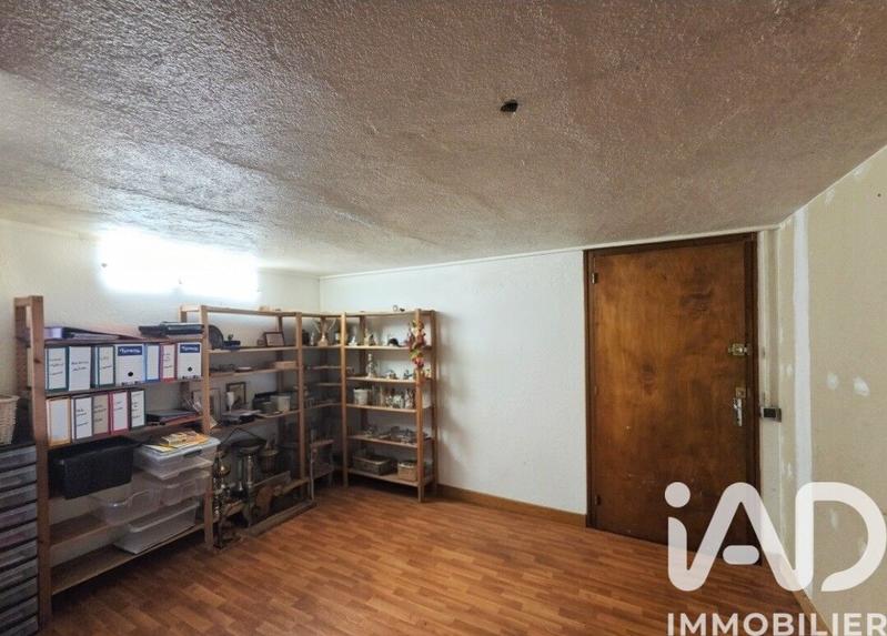 Maison - 307 m² - 10 pièces