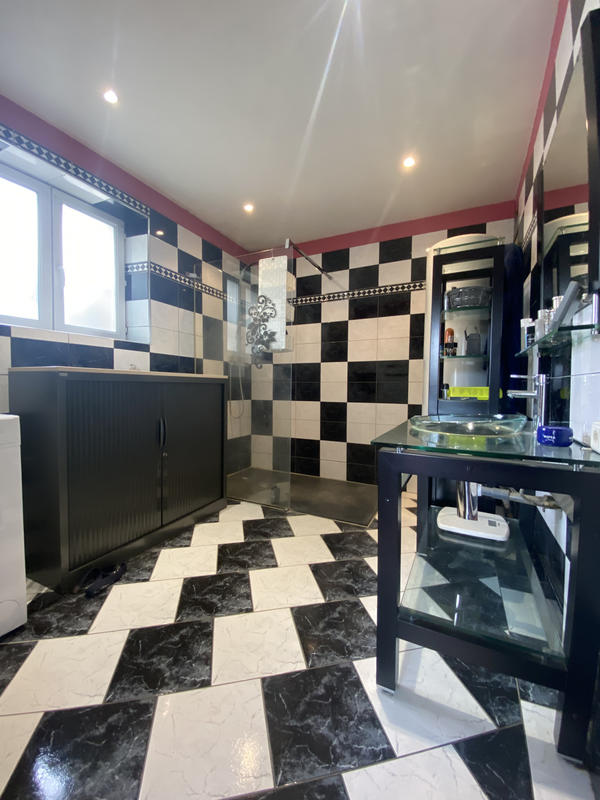 Maison - 106 m² - 5 pièces