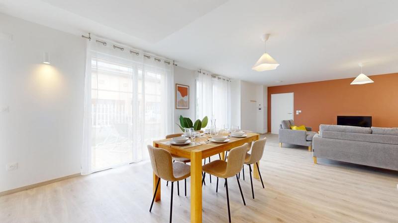 Appartement - 148 m² - 7 pièces