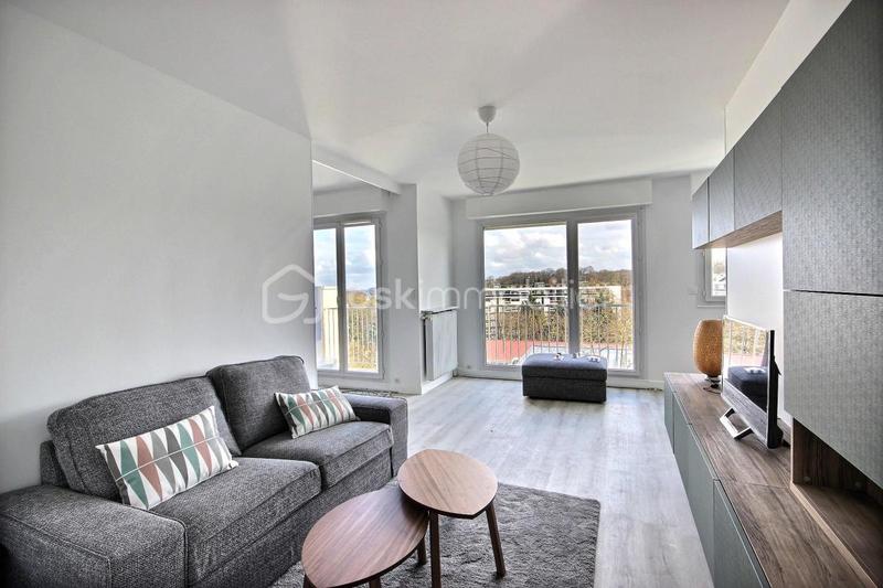 Appartement - 80 m² - 4 pièces