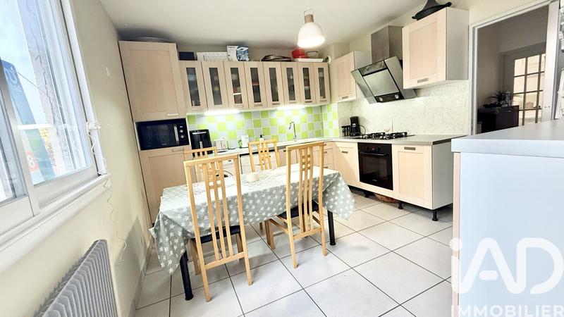 Appartement - 82 m² - 4 pièces