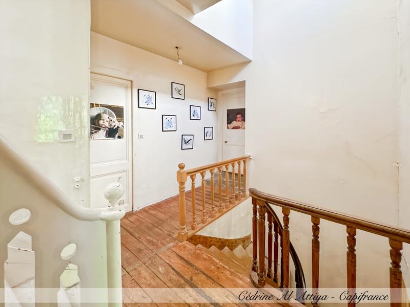 Maison de ville - 211 m² - 6 pièces