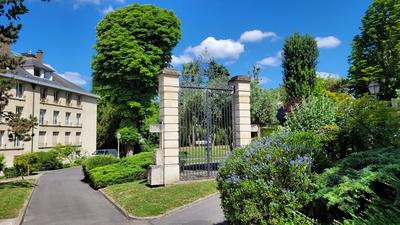 Appartement - 102 m² - 5 pièces