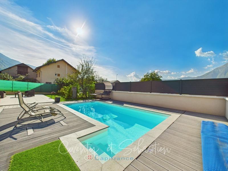 Maison - 122 m² - 4 pièces