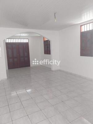 Maison - 78 m² - 5 pièces