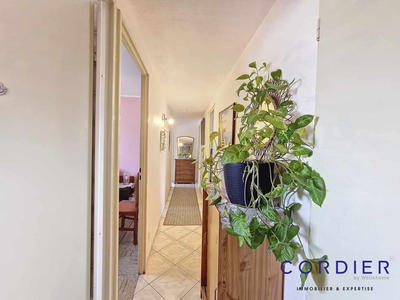 Maison - 100 m² - 6 pièces