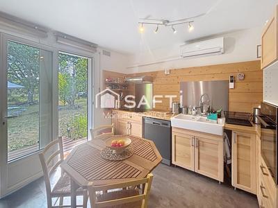 Maison - 150 m² - 8 pièces