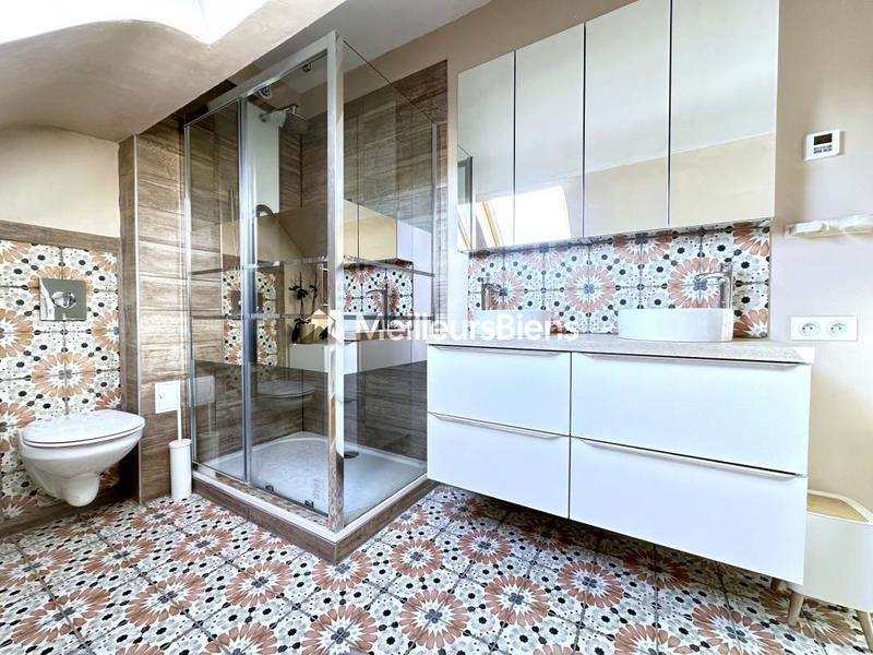 Propriété - 96 m² - 4 pièces