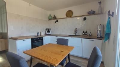 Maison - 99 m² - 4 pièces