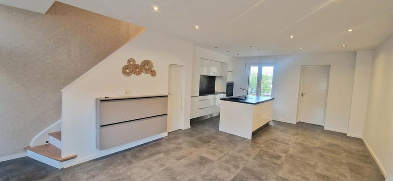 Maison - 84 m² - 5 pièces